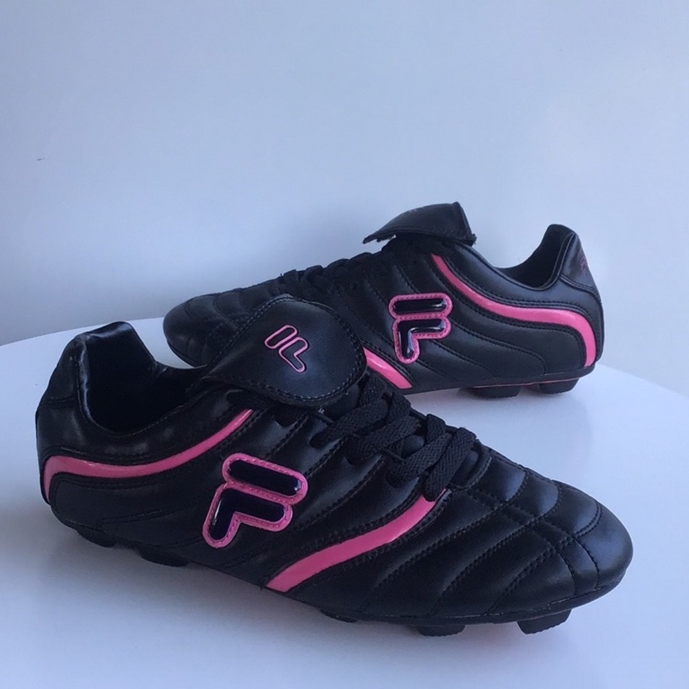 Retro Y2K Fila cleats